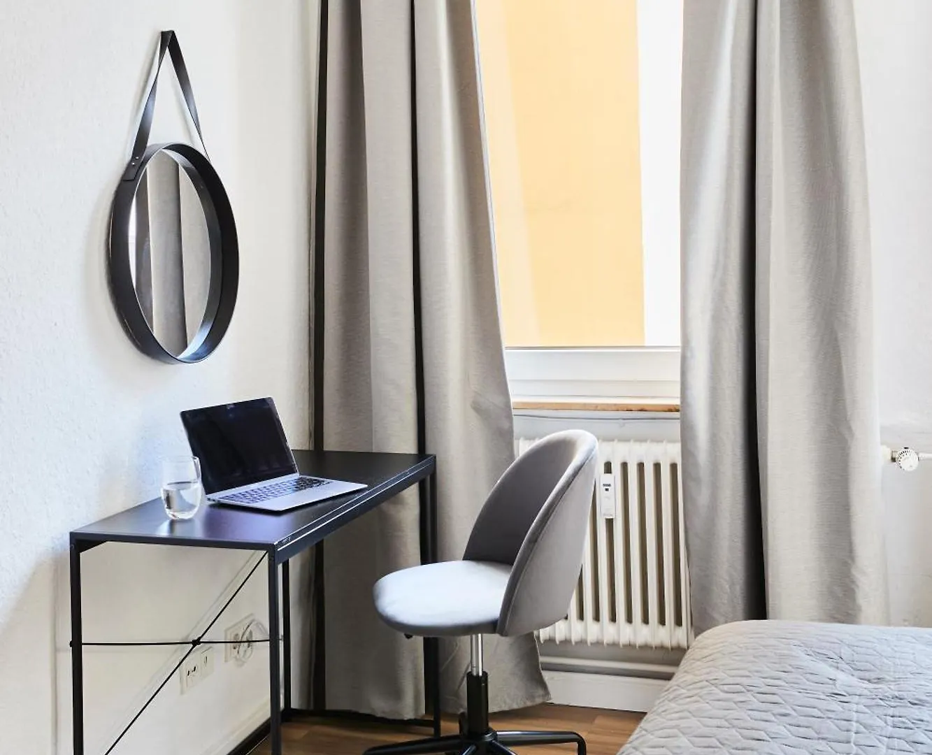 Olive Apartments - 3X Kingsize Bedrooms - Free Parking Hannover 0*,  Germany